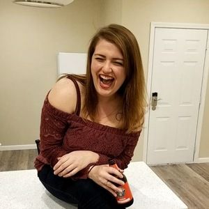 Meet your Posher, Savannah